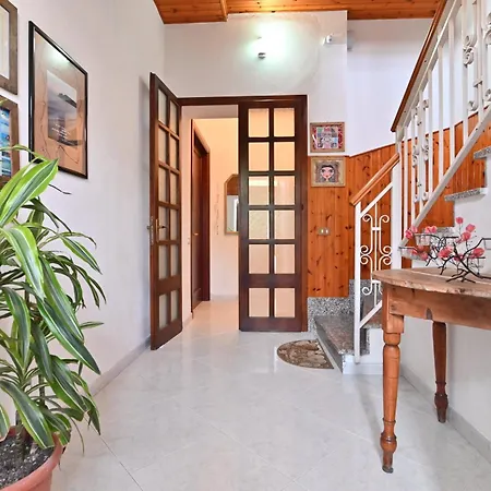 Izzhome Paradise * Pula