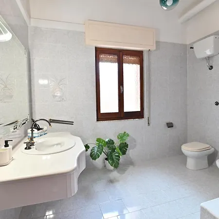 Izzhome Paradise Lejlighed *