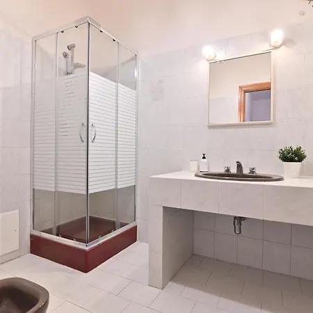 Apartment Izzhome Paradise Pula