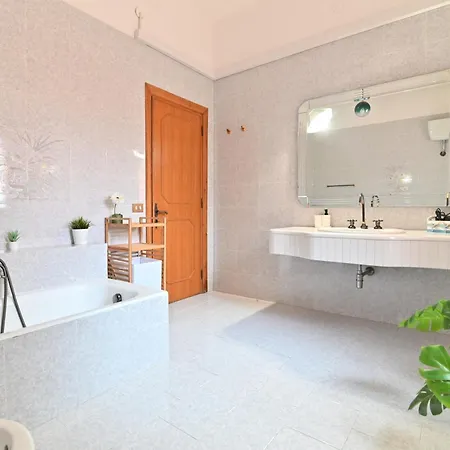 Izzhome Paradise Appartement *