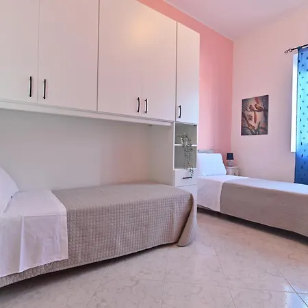 Izzhome Paradise Lejlighed